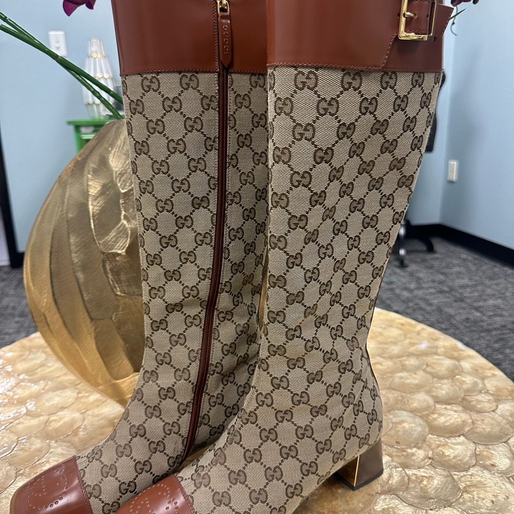 Gucci Women's Brown Knee-High Boots Sz 39 - Picture 3 of 3